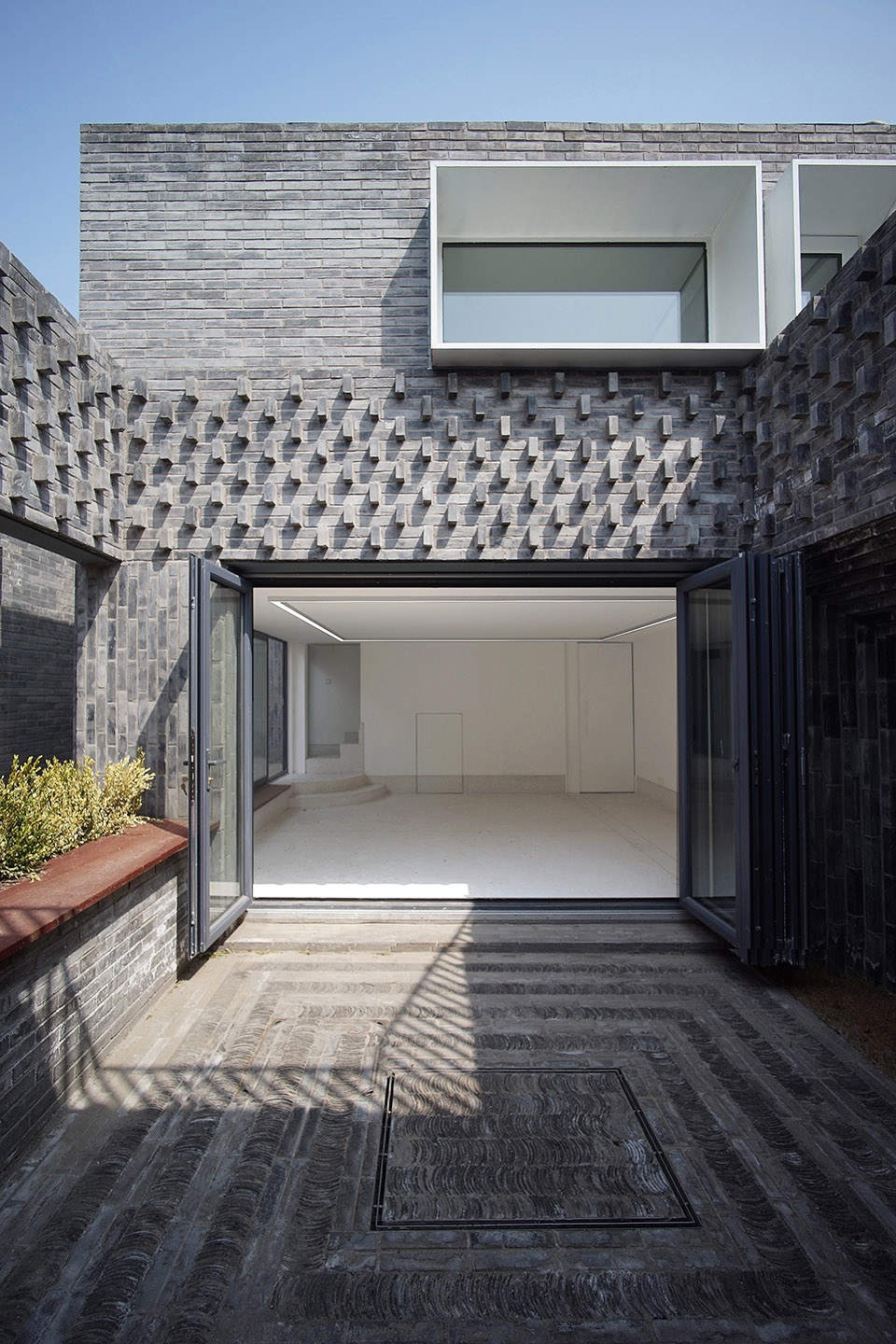 Courtyard House Redevelopment Ji Architect