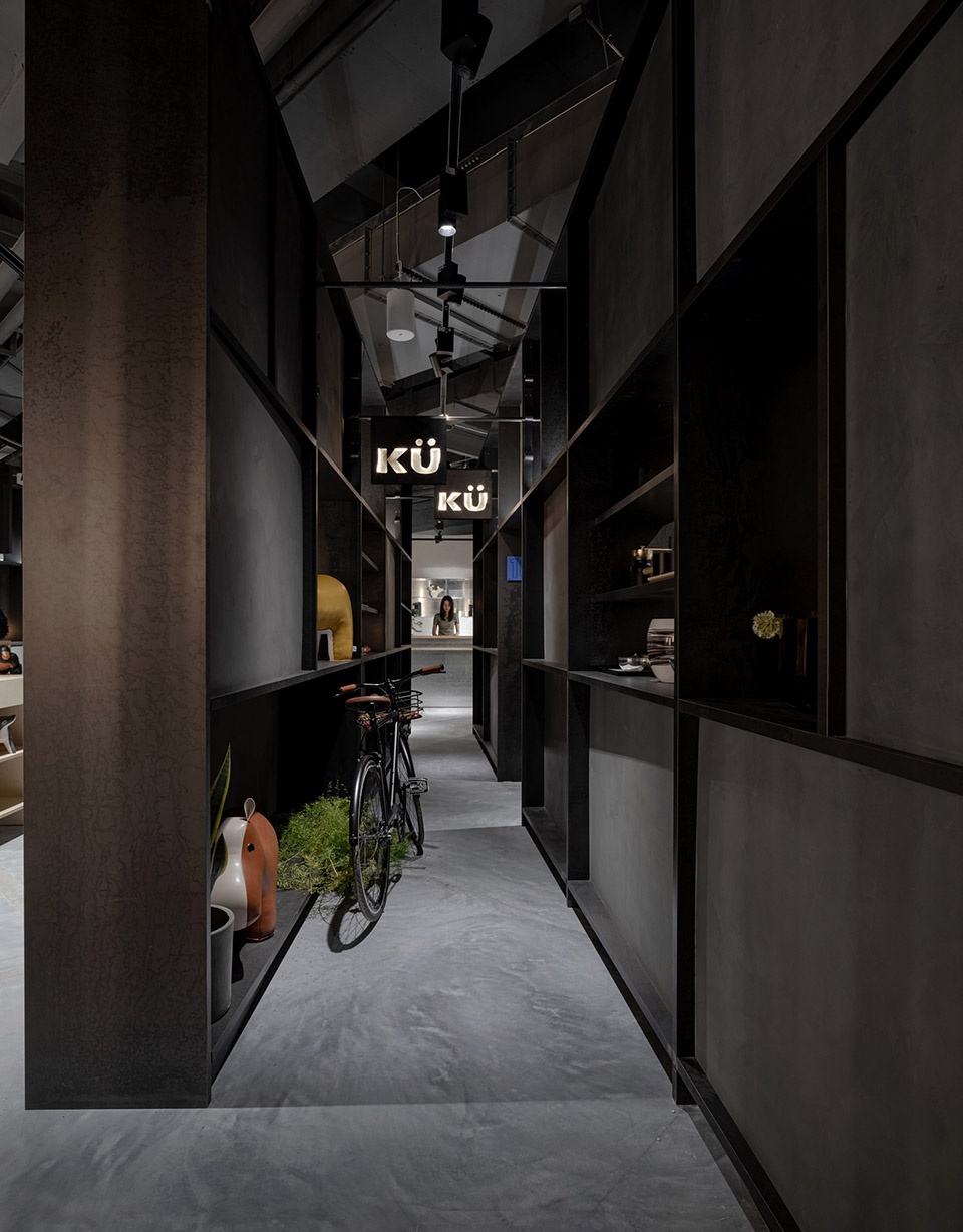 k&uuml;k&uuml; store and iag gallery Atelier xy