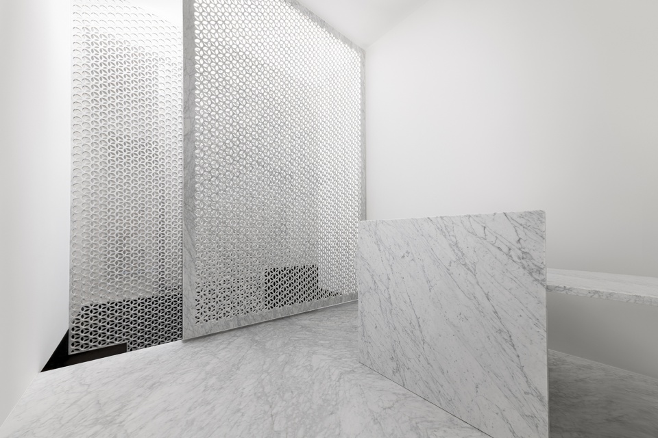marsotto marble showroom by nendo
