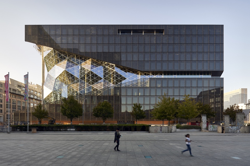 axel springer campus by oma