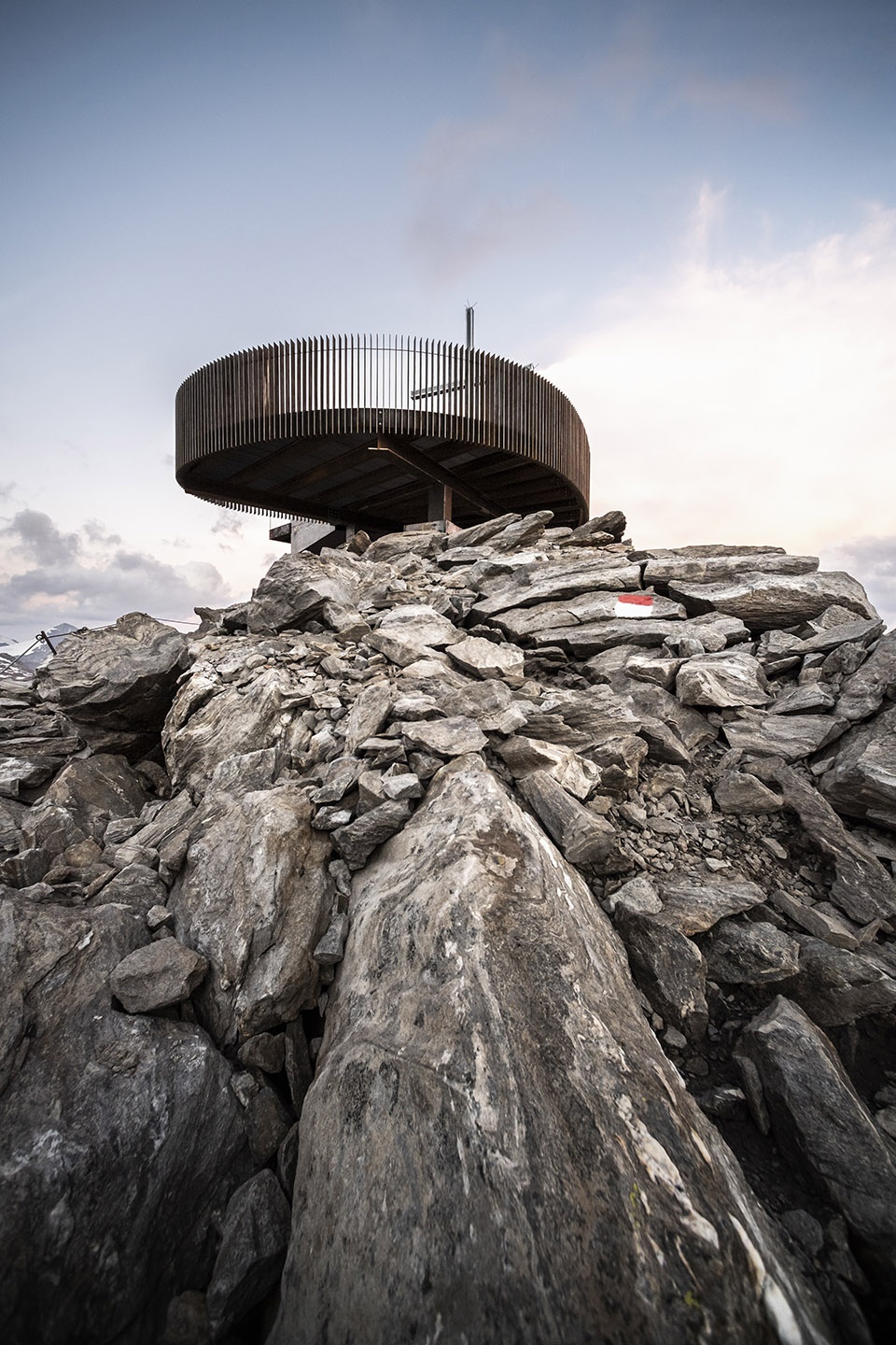 otzi peak 3251m noa network of architecture