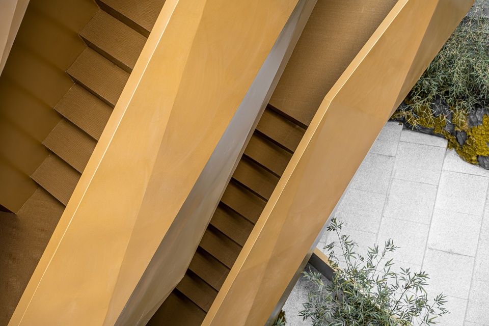 jinmao capital j space china by daga architects
