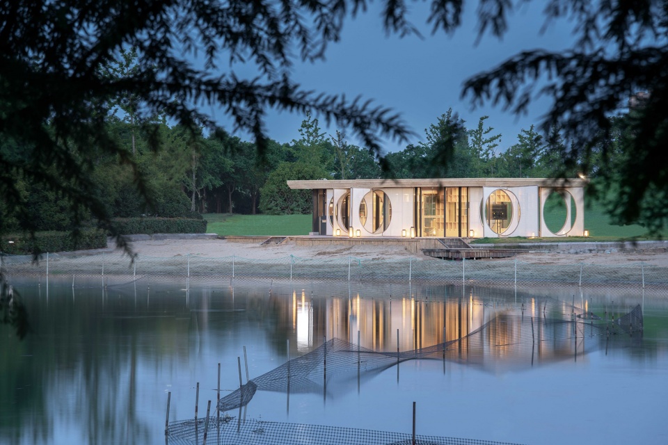 Screen Pavilion RayEmilio studio