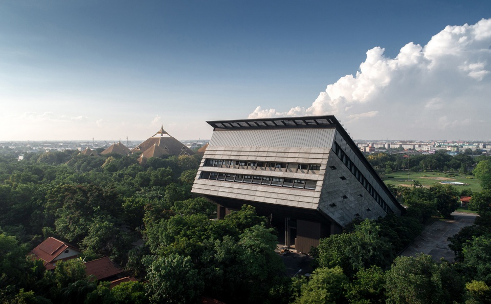 the golden jubilee museum of agriculture office by plan architect