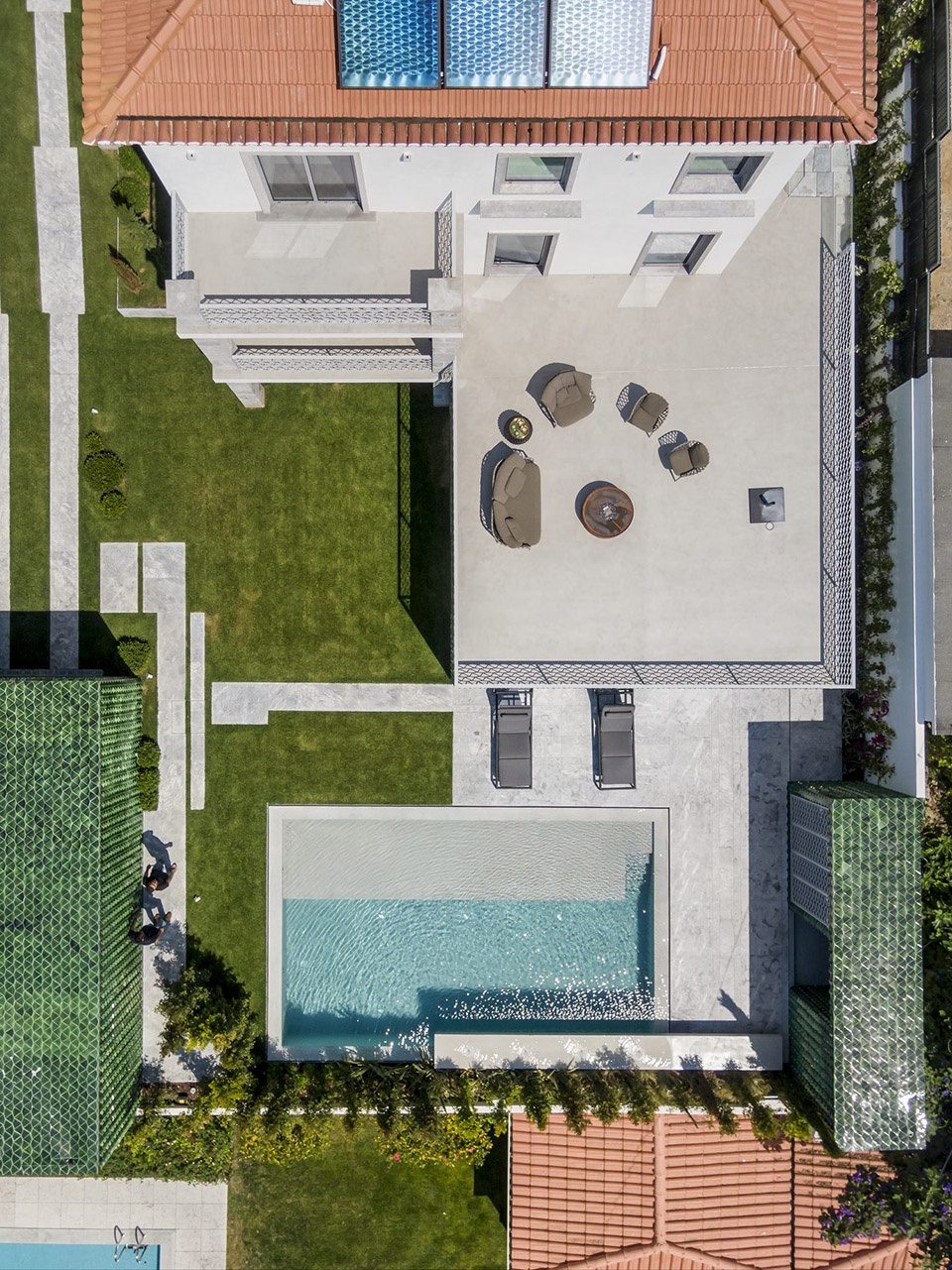restelo ad25 house by joao tiago aguiar arquitectos