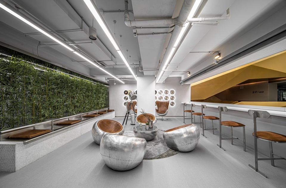 jinmao capital j space china by daga architects