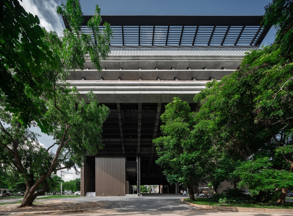 the golden jubilee museum of agriculture office by plan architect