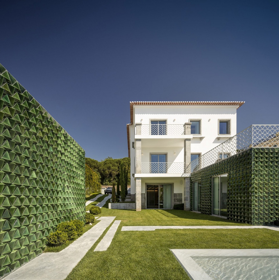 restelo ad25 house by joao tiago aguiar arquitectos