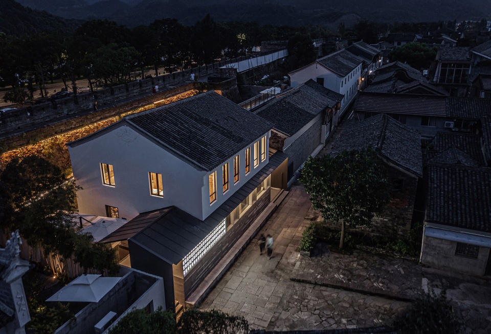 Retrobookstore in the ancient city of Linhai mage Design