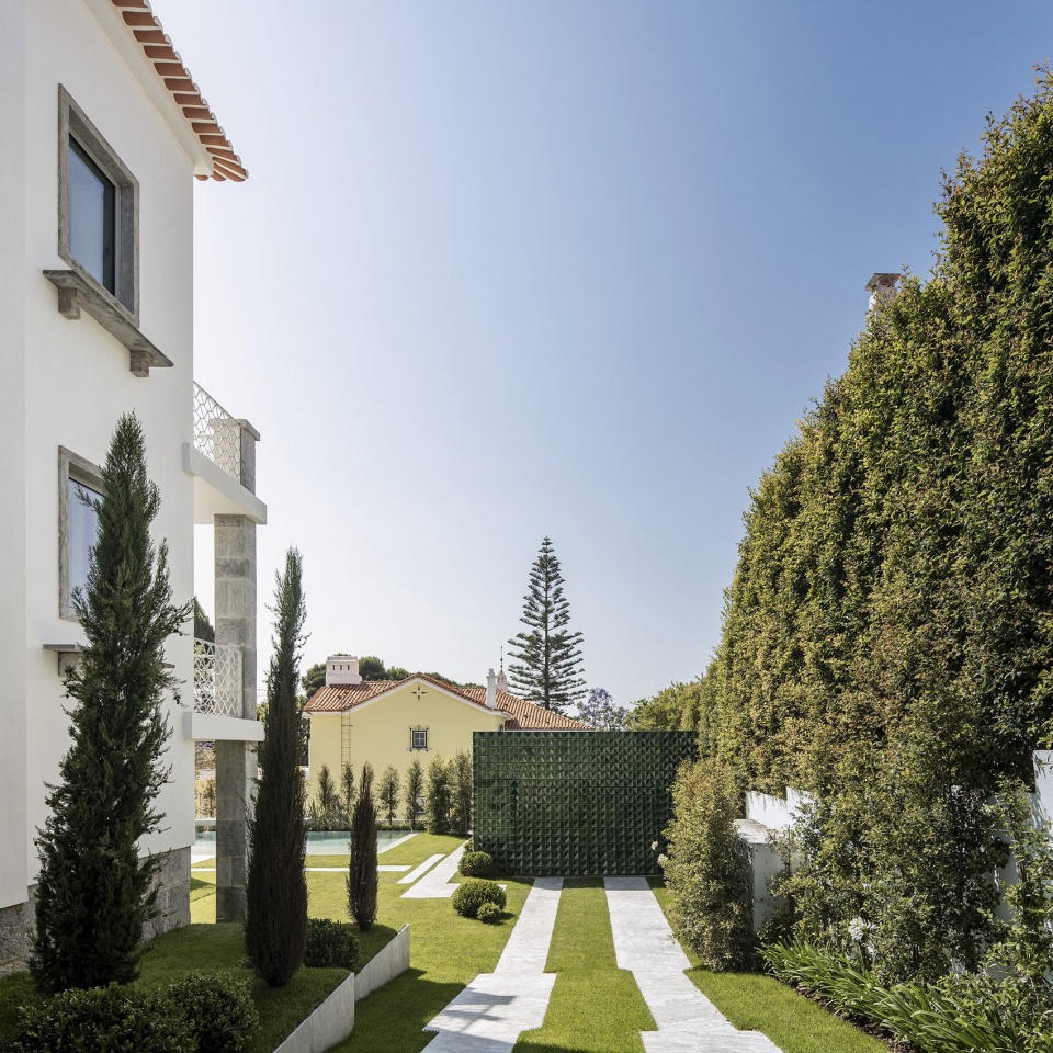 restelo ad25 house by joao tiago aguiar arquitectos