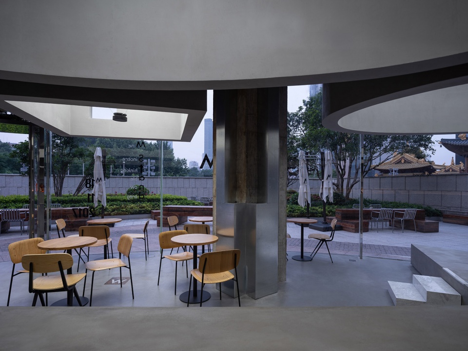 M Stand at Jing&rsquo;an Temple ZN Studio