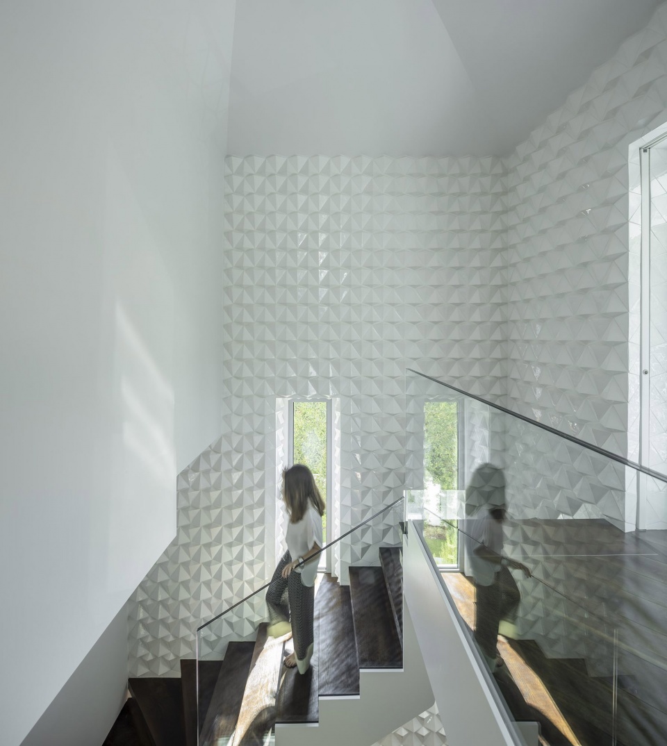 restelo ad25 house by joao tiago aguiar arquitectos