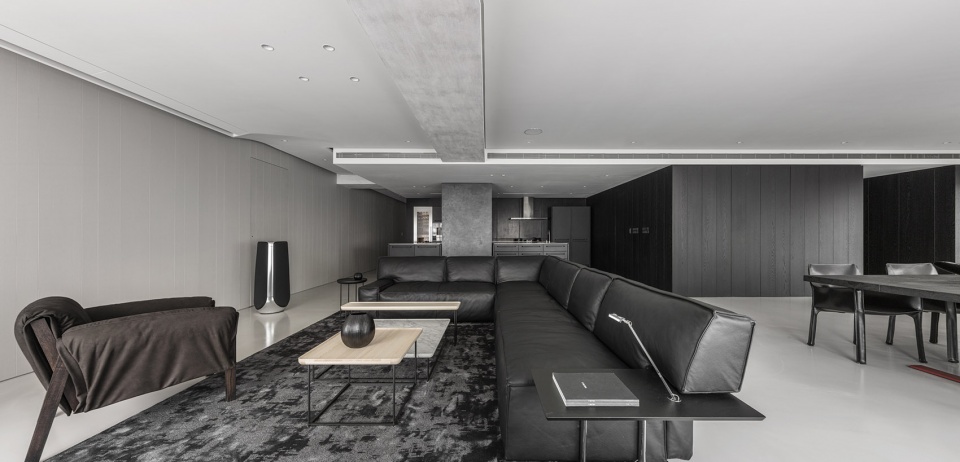 black picture by waterfrom design