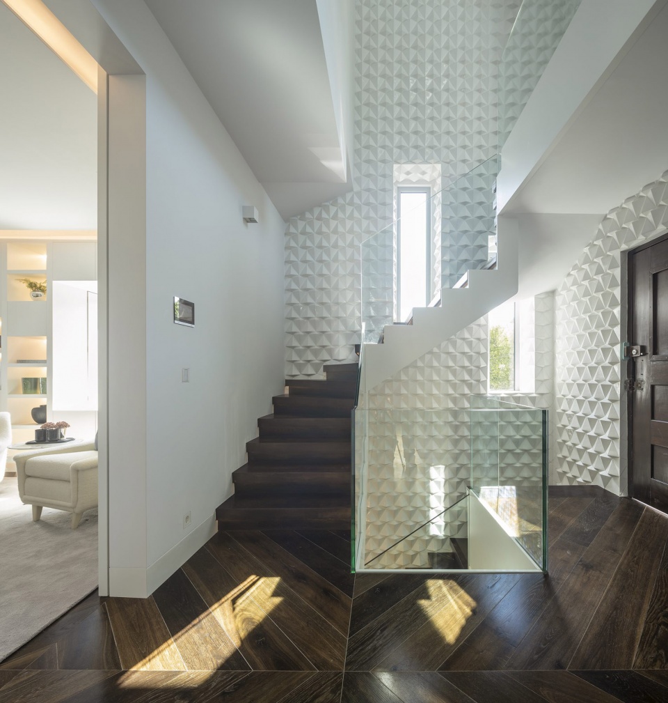 restelo ad25 house by joao tiago aguiar arquitectos