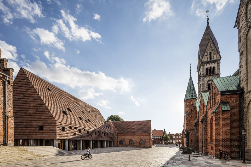 kannikegarden denmark by lundgaard tranberg architects