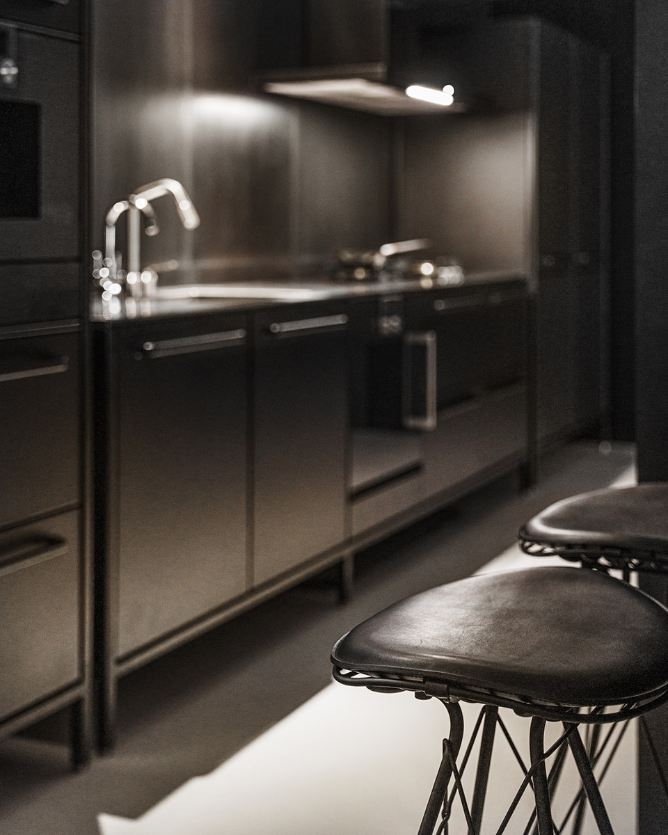 black picture by waterfrom design