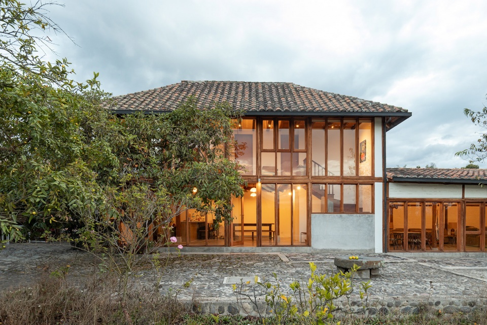 Avocados House JORGE RAMON GIACOMETTI Architecture Workshop