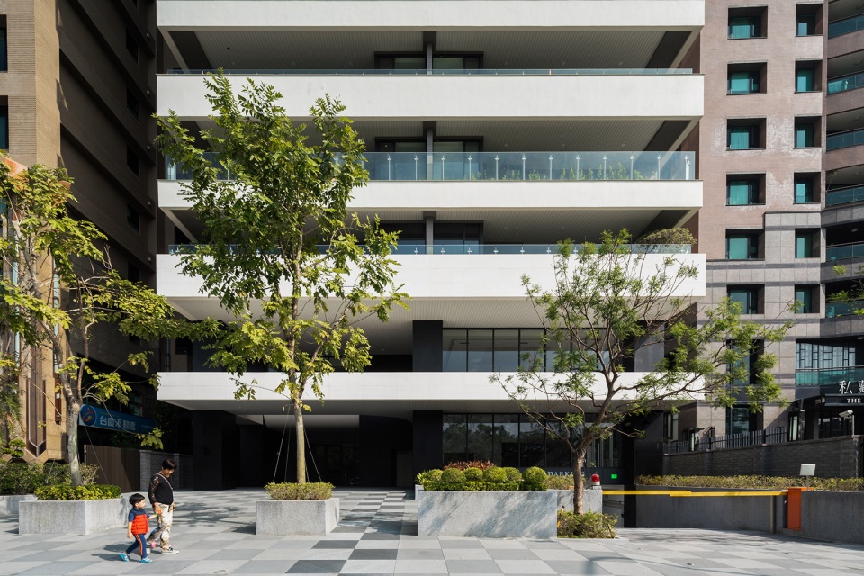 One More Residential Tower spatial practice
