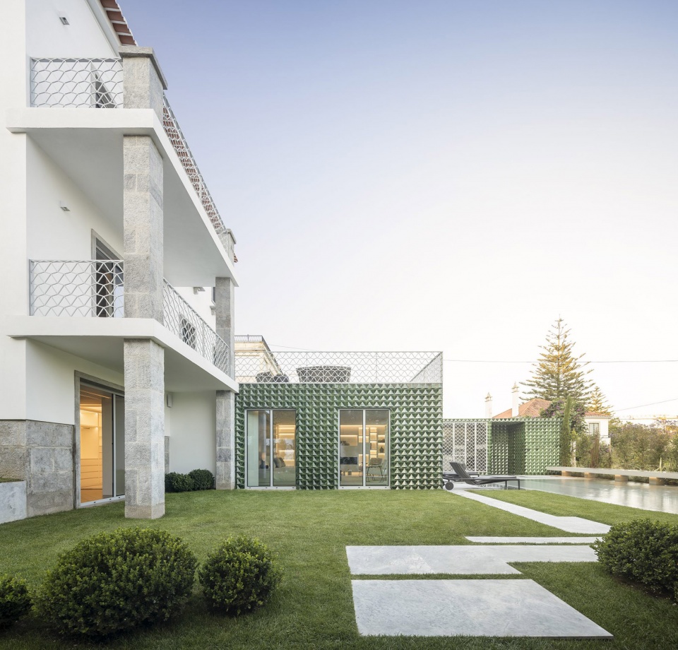 restelo ad25 house by joao tiago aguiar arquitectos