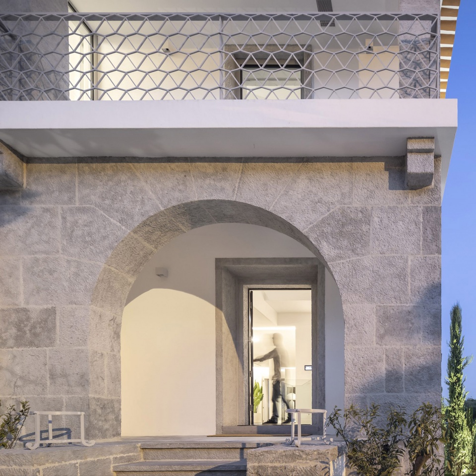 restelo ad25 house by joao tiago aguiar arquitectos