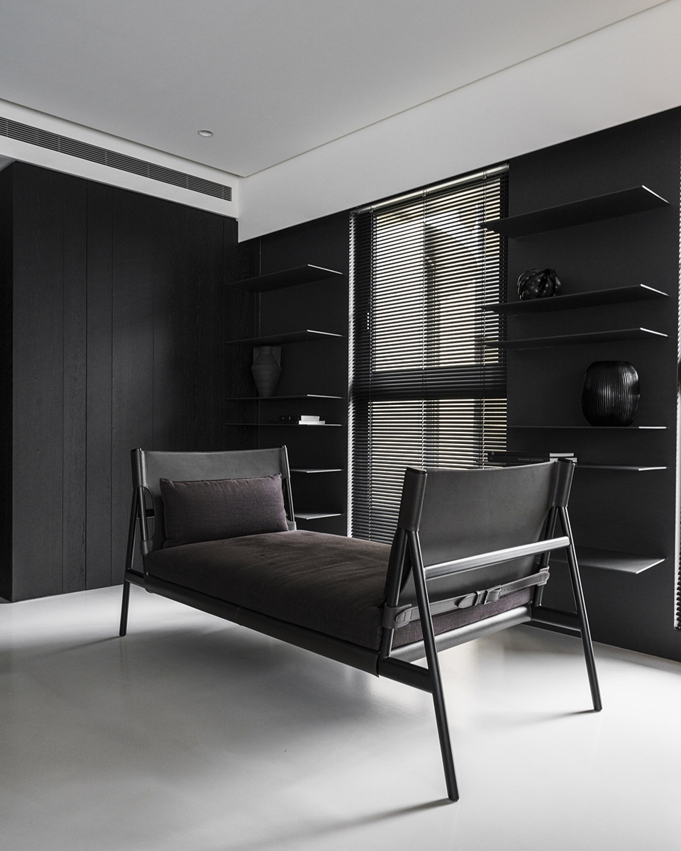 black picture by waterfrom design