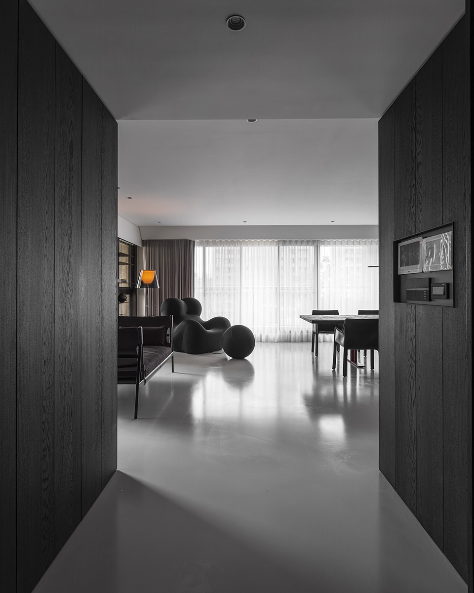 black picture by waterfrom design