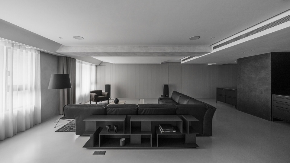 black picture by waterfrom design