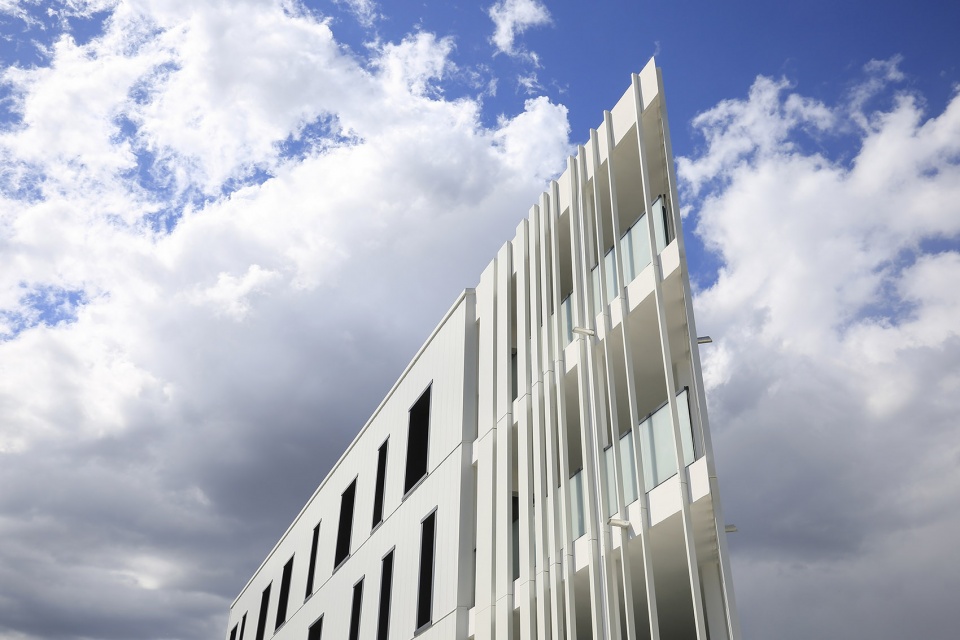 office building a a montpellier france by nbj architectes