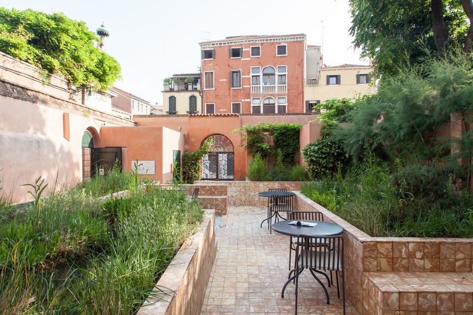 laguna viva by assemble