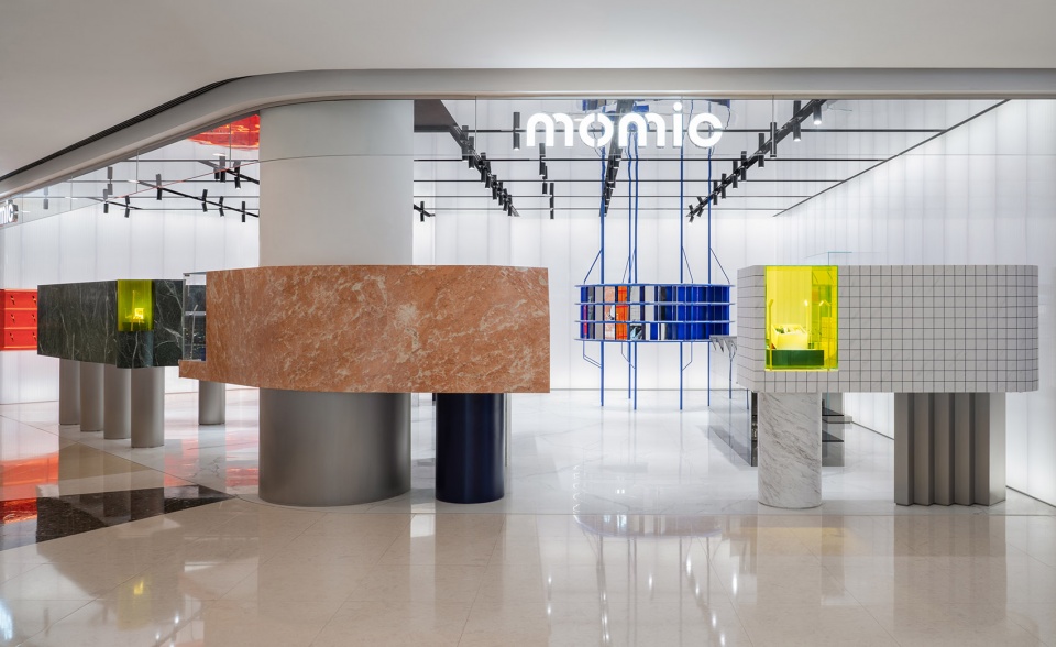 MOMIC Watch Assembly Store atelier tao c