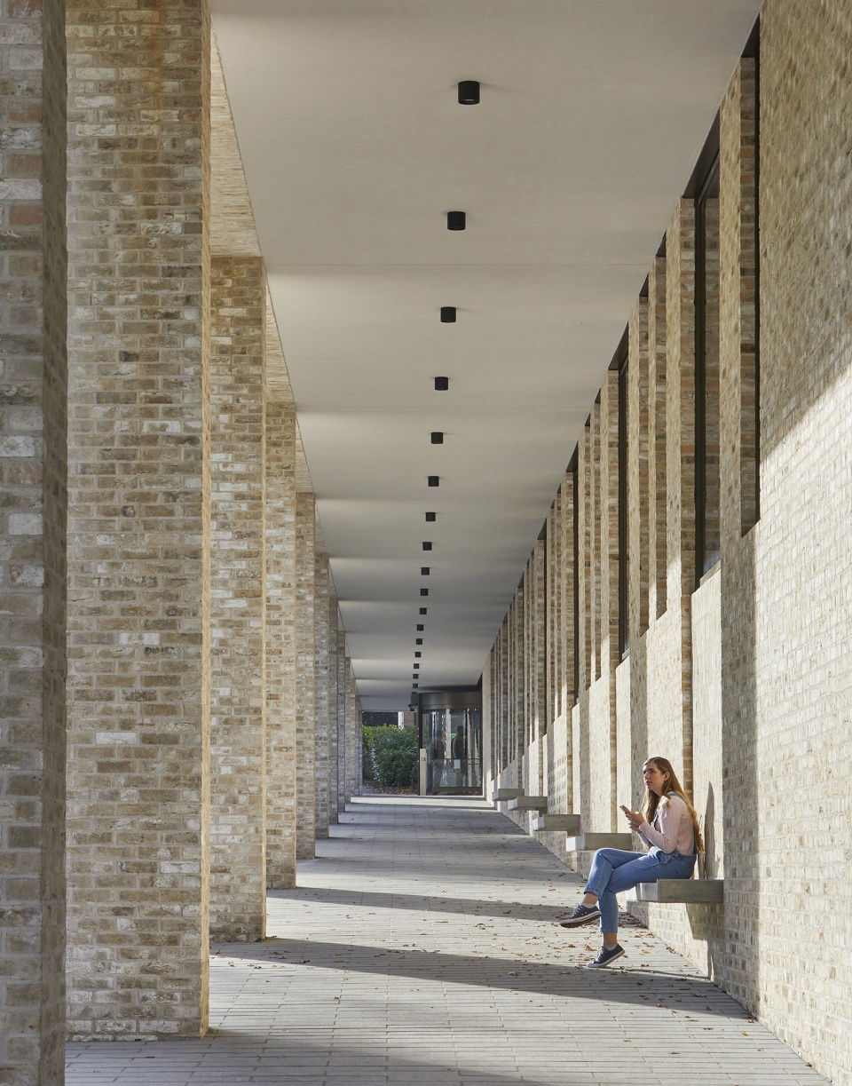 university library university of roehampton by feilden clegg bradley studios