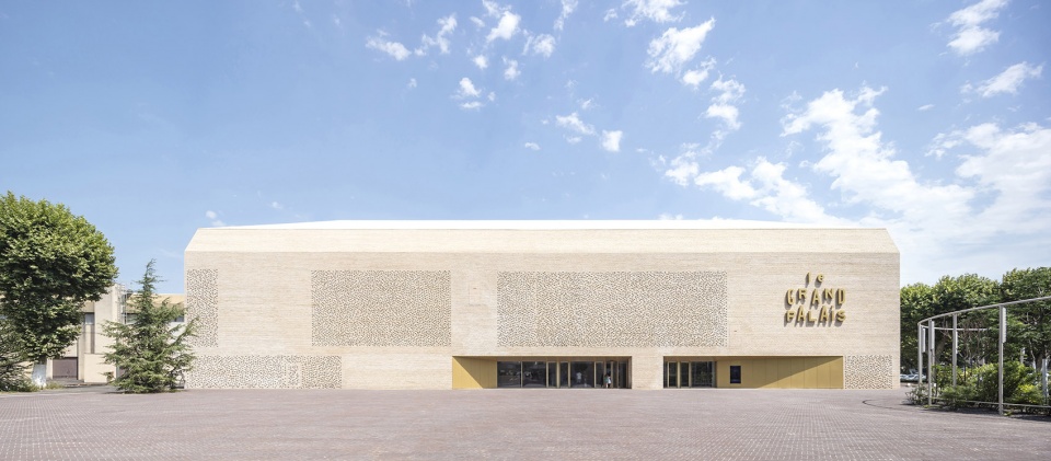 Grand Palais Cinema by antonio virga architecte