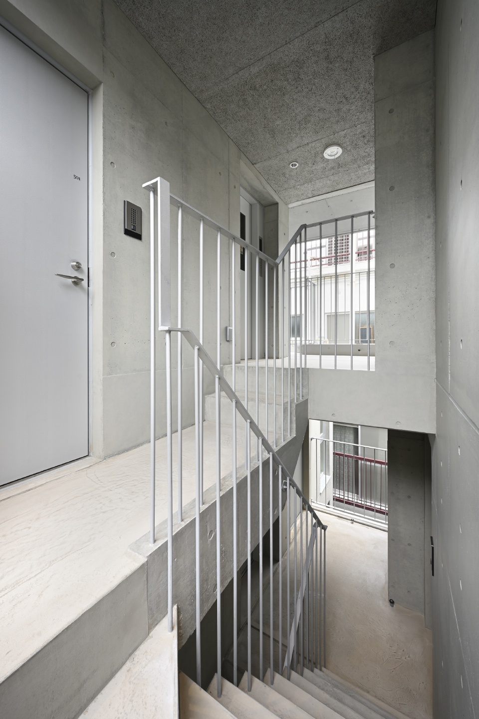 fudomae apartment by akira koyama and key operation inc architects
