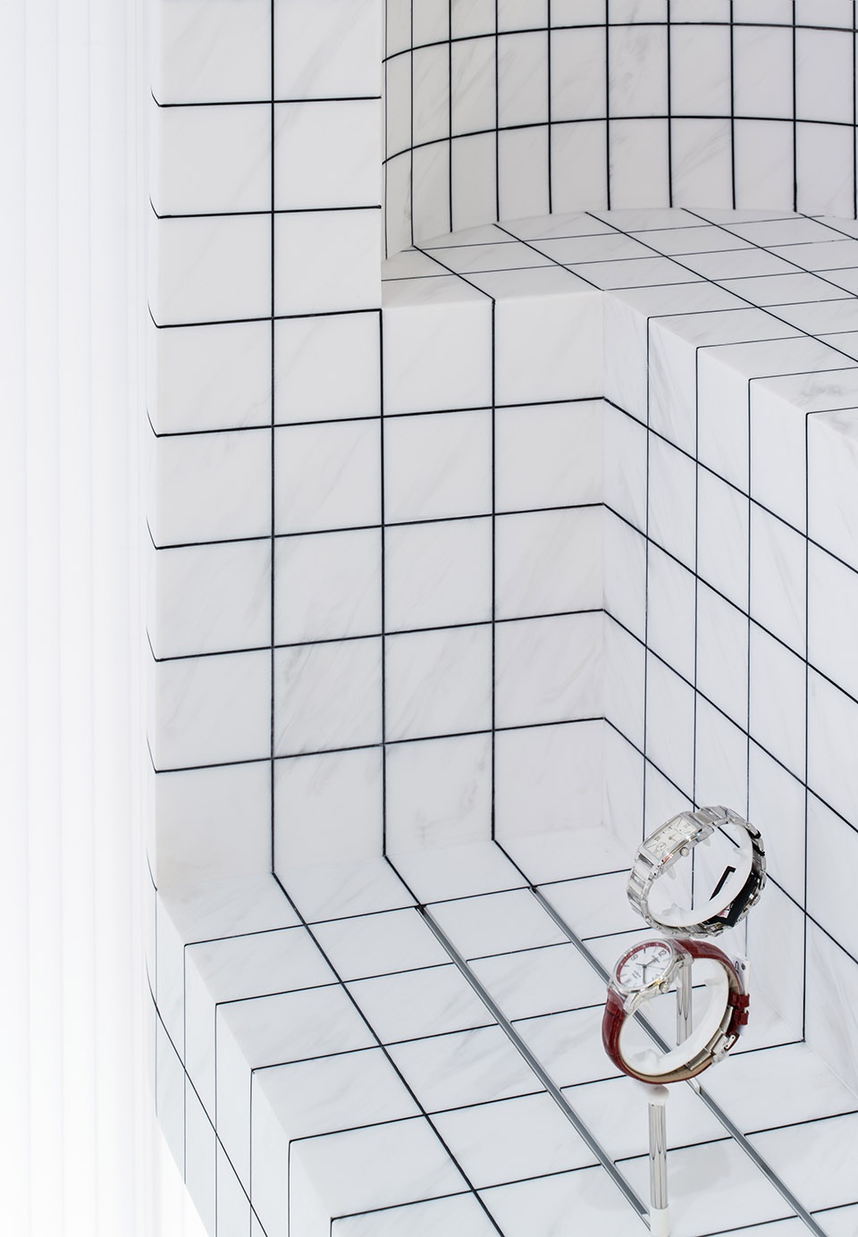 MOMIC Watch Assembly Store atelier tao c