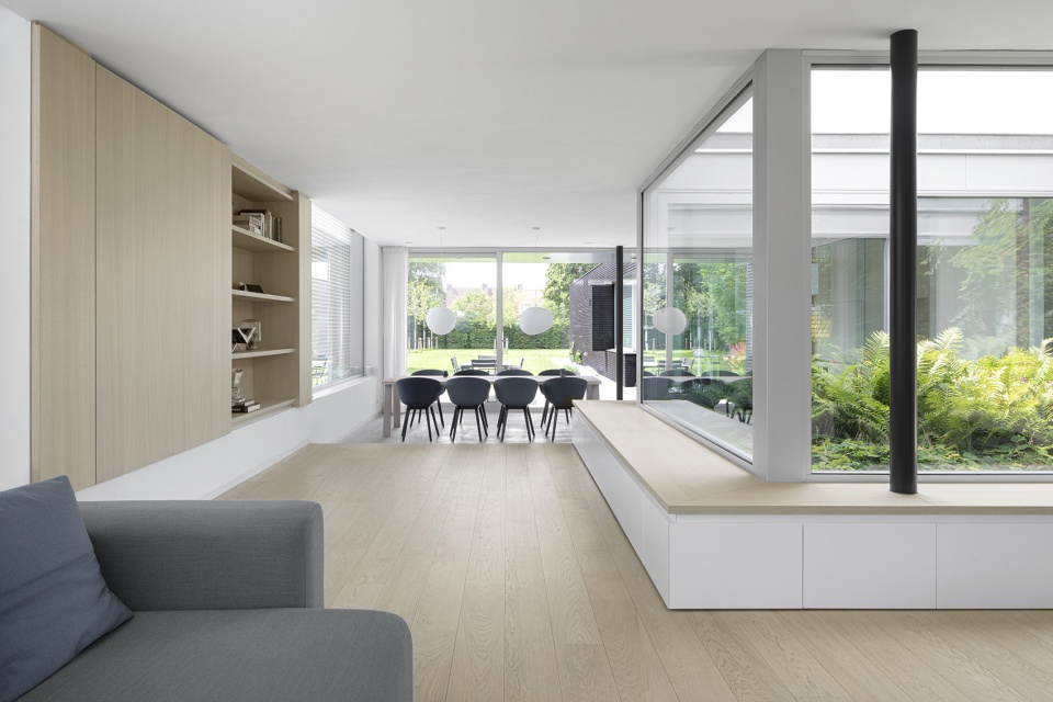 outside in by bedaux de brouwer i29