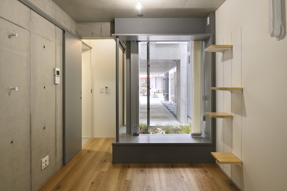 fudomae apartment by akira koyama and key operation inc architects