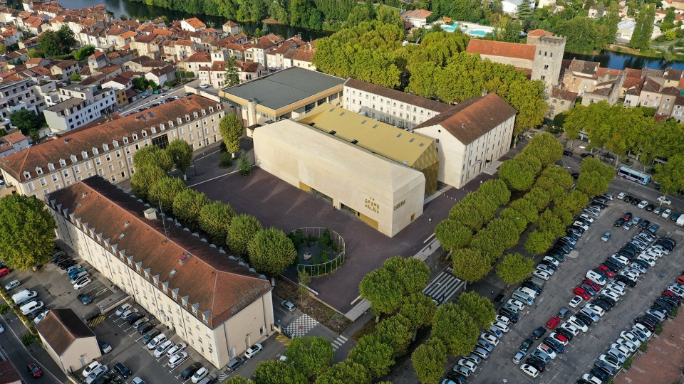 Grand Palais Cinema by antonio virga architecte