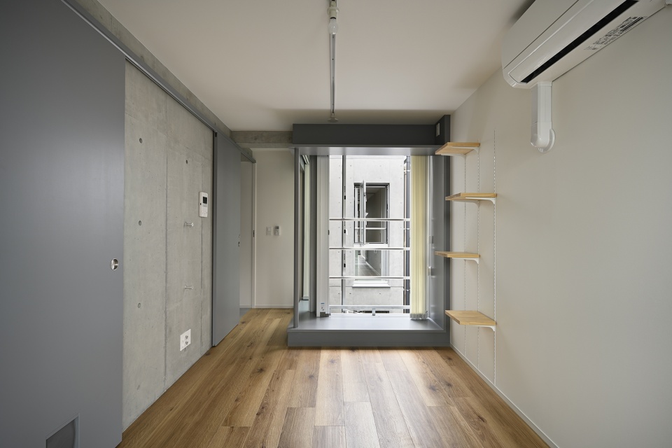 fudomae apartment by akira koyama and key operation inc architects