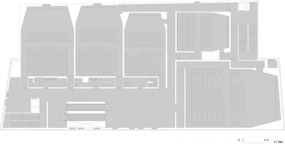Grand Palais Cinema by antonio virga architecte