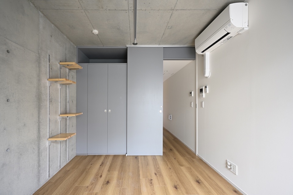 fudomae apartment by akira koyama and key operation inc architects