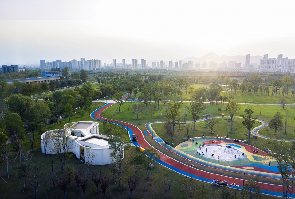 Linping Sports Park Rest station CCTN