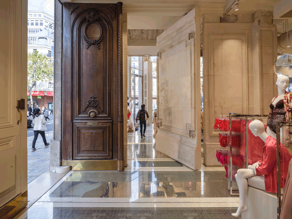 etam flagship store in paris by mvrdv
