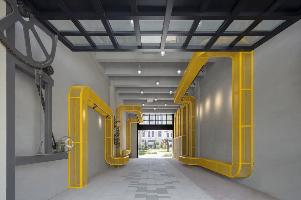 Beijing Fashion Factory B courtyard AntiStatics