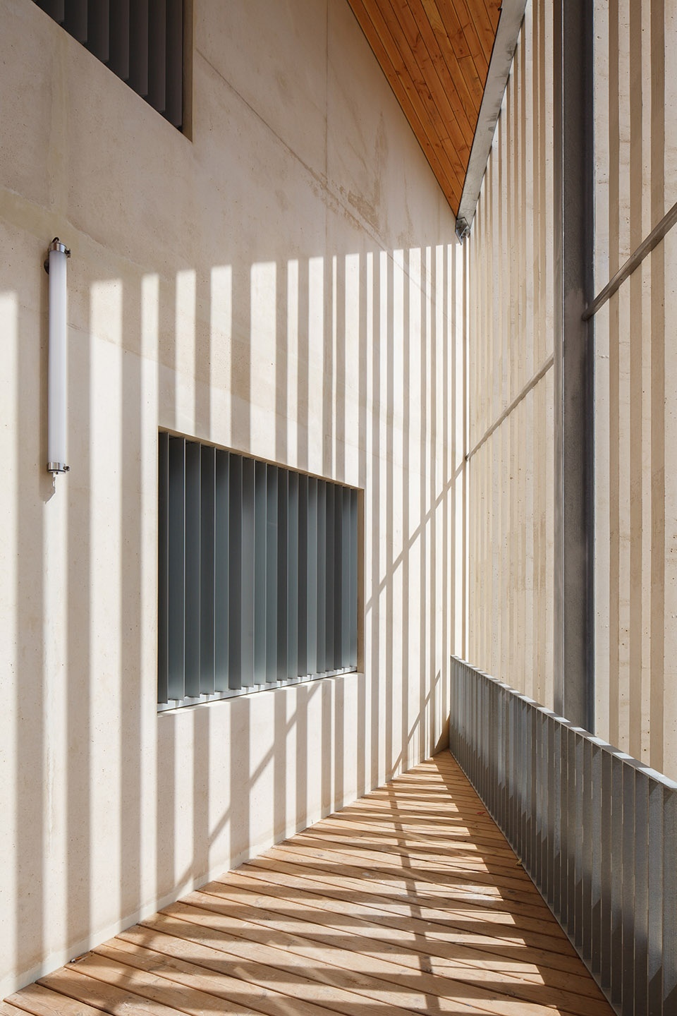 space guy moquet france by oeco architectes