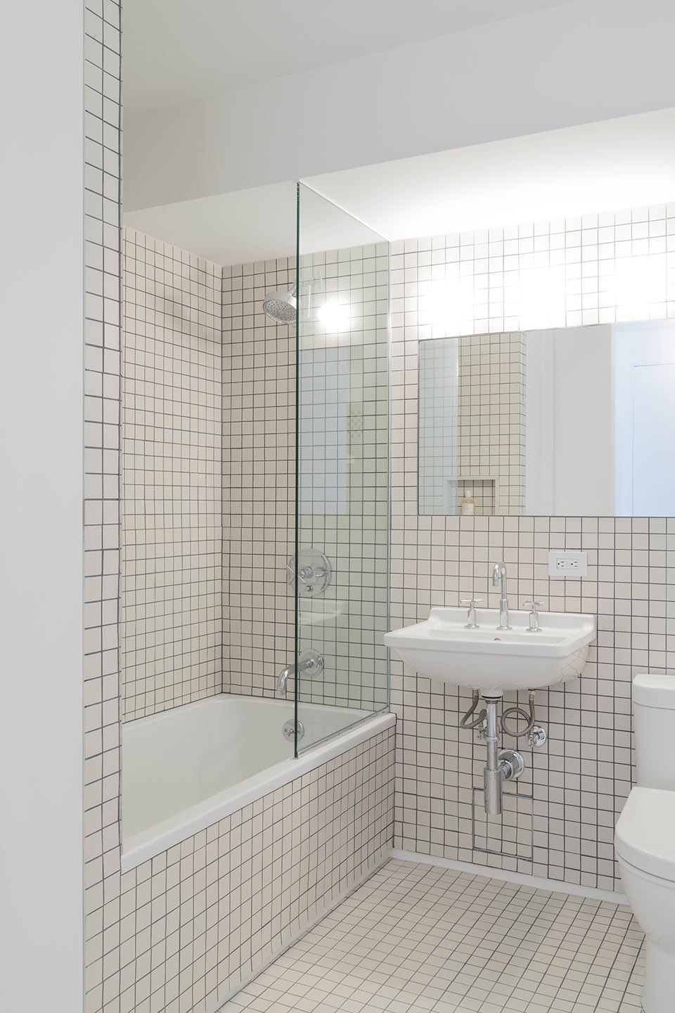 flexible studio apartment new york by new affiliates