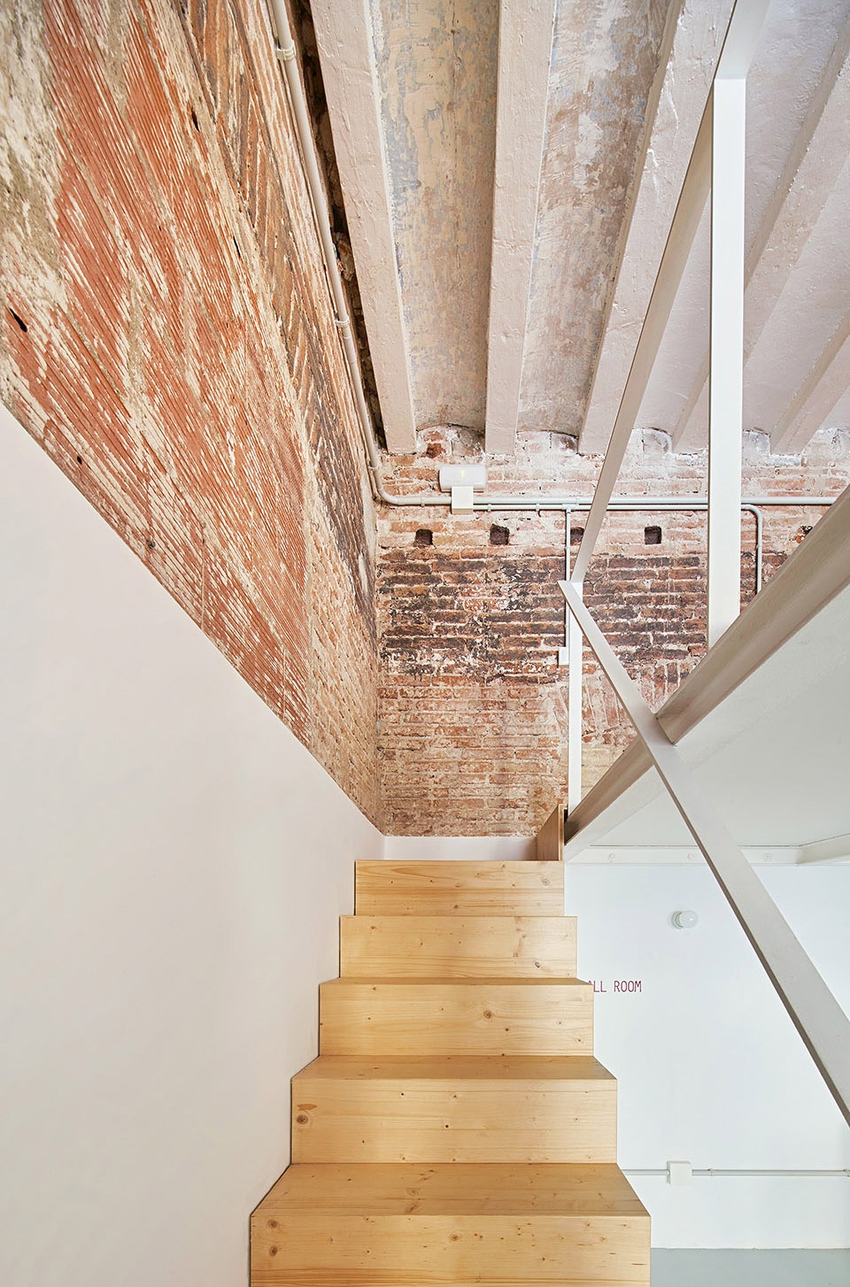 ten studio tarragona by nam arquitectura
