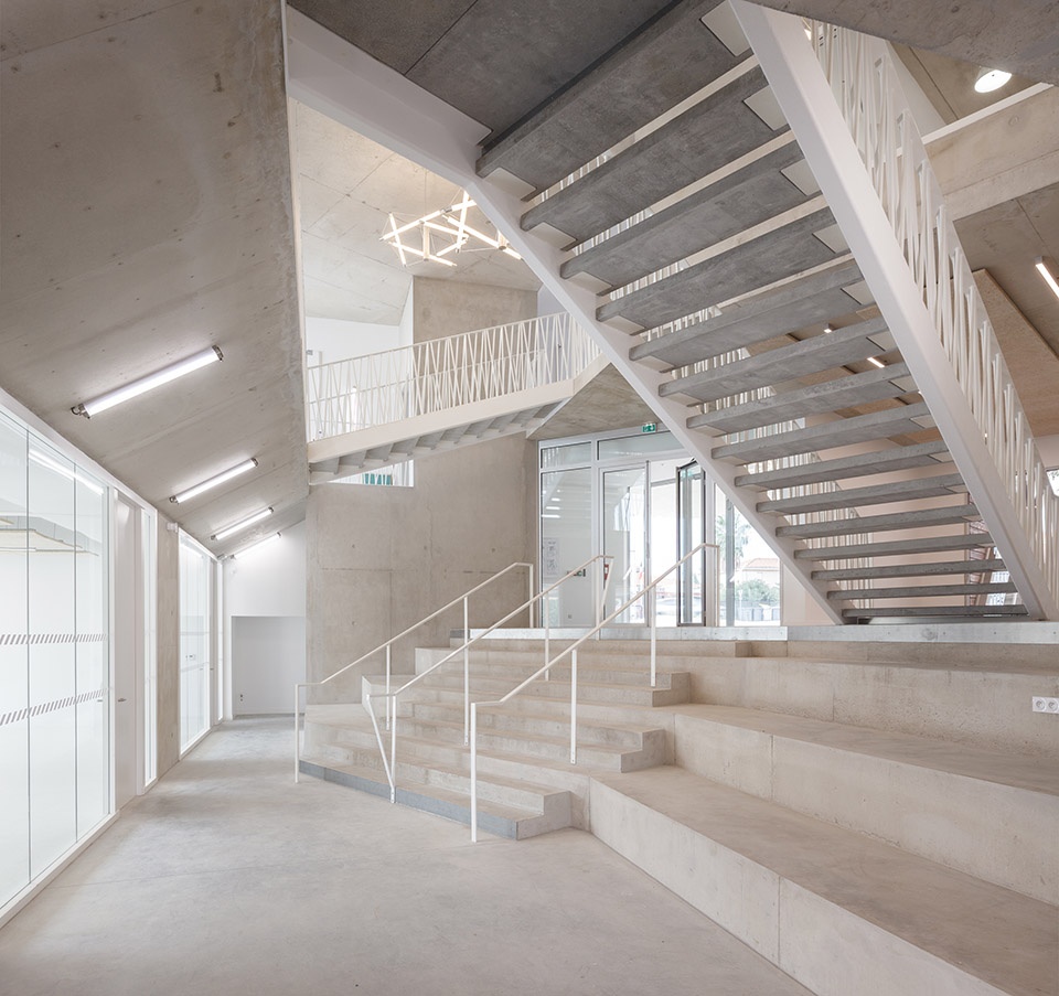 space guy moquet france by oeco architectes
