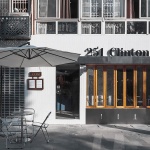 251 Clinton St. Bakery&Cafe 望平街店，成都 / 炘儒空间设计