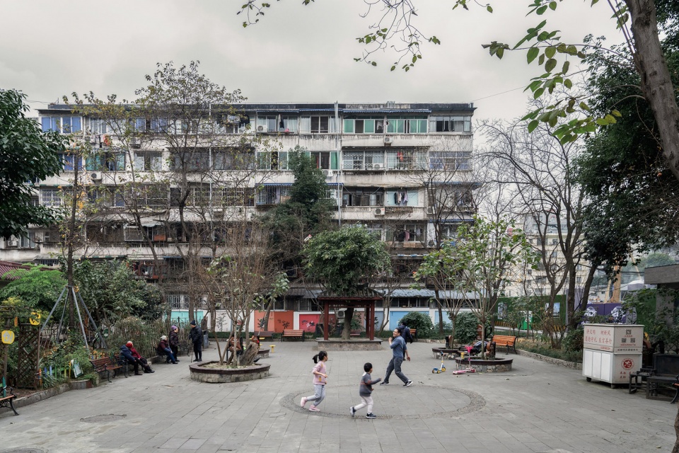 yulin alley china by nhoow architects
