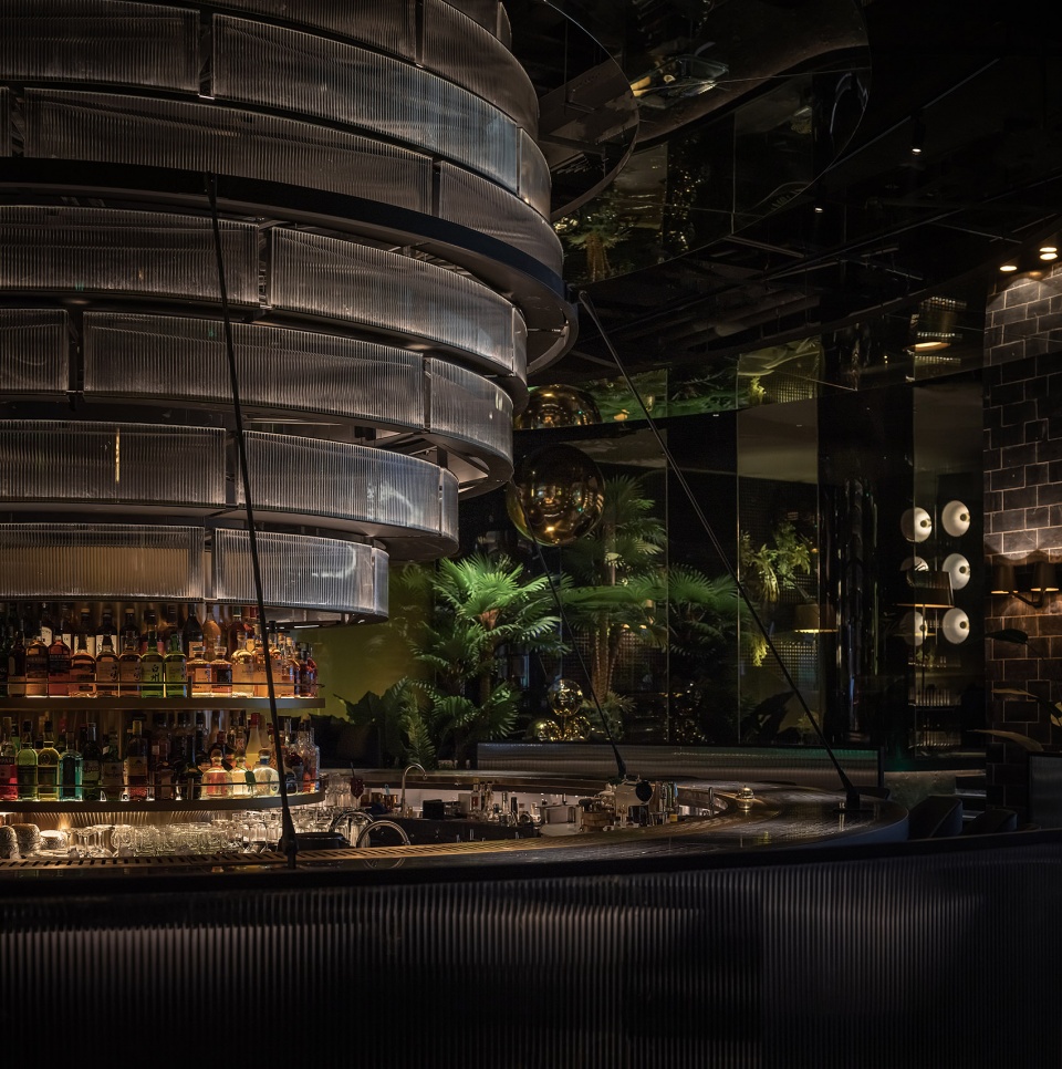 pluto bar by triostudio